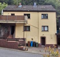 Haus zu Verkaufen in Isenburg - 130.000,00&nbsp;EUR Kaufpreis, ca.&nbsp; 123,00&nbsp;m&sup2; in Kleinmaischeid (PLZ: 56271)