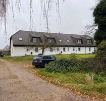 Renovierte 1-Raum-Dachgeschosswohnung in ländlicher Lage - Jördenstorf