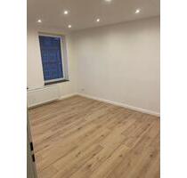 2-Zimmerwohnung in Bahnhofsnähe von Lübeck (Saniert) 2-Zimmerwohnung in Bahnhofsnähe von Lübeck (Saniert)