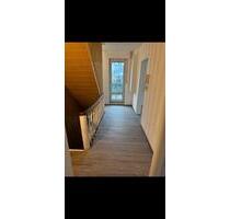 5ZKB Wohnung auf 2.Etagen - 775,00&nbsp;EUR Kaltmiete, ca.&nbsp; 120,00&nbsp;m&sup2; in Siegen (PLZ: 57080) Eiserfeld