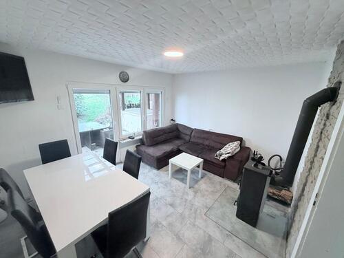 Foto - 6.5 Zimmer Doppelhaushälfte in Helsa