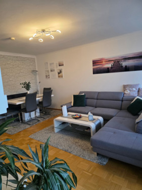 Foto - 2-Zimmer-Wohnung mit Möbeln, Balkon und TG-Stellplatz