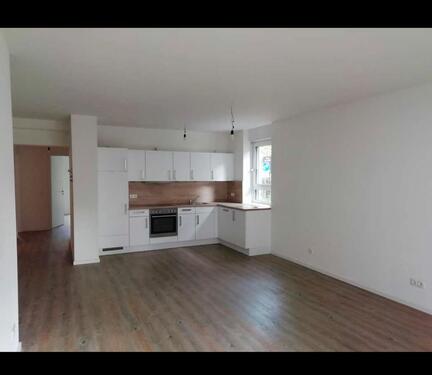 Foto - 4-Zimmerwohnung - 2.100,00 EUR Kaltmiete,