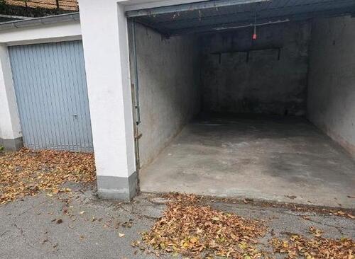 Foto - GARAGE zu vermieten - 100,00 EUR Miete,