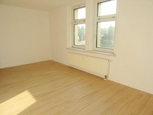 Foto - ** Einzug sofort ** 2 Zimmer Wohnung in Werdau zu vermieten !