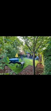 Foto - Haus zentral im Grünen! - 2.350,00&nbsp;EUR Kaltmiete, ca.&nbsp; 170,00&nbsp;m&sup2;