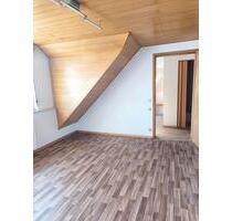 gemütliche 2 ZKB Dachgeschosswohnung in Bildstock - Friedrichsthal