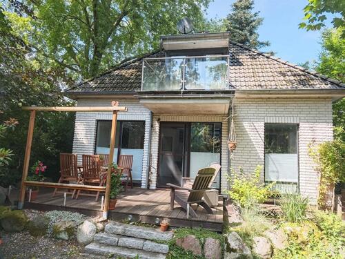 Foto - Besonderes Haus mit großem Grundstück in Oldenburg-Ofenerdiek
