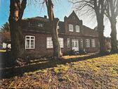 Foto - Haus mit Grundstück (Ostseenähe)