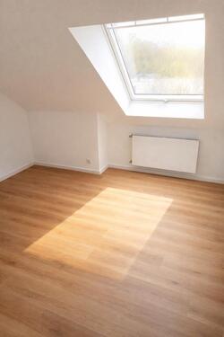 Foto - 4 Zimmer Dachgeschoßwohnung in Bad Vilbel