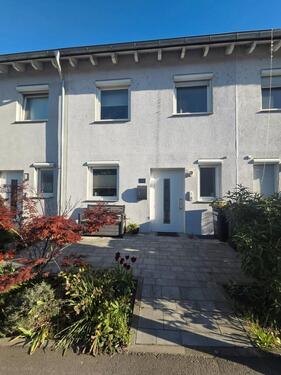 Foto - Elegantes Reihenmittelhaus mit Garage in Murr