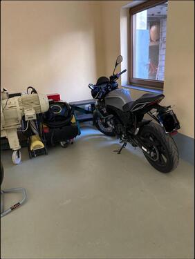 Foto - Stellplätze für ca. 10 Motorräder