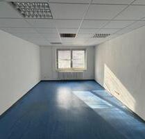Büro Büroraum 26 qm - 149,00 EUR Kaltmiete, in Neustadt in Sachsen (PLZ: 01844)