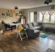 Moderne, helle Wohnung mit Balkon, Einbauküche und TG-Stellplatz - Steinheim am Albuch
