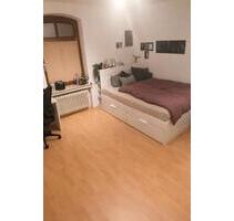 WG Zimmer, gute lage - 320,00&nbsp;EUR Kaltmiete, ca.&nbsp; 20,00&nbsp;m&sup2; in Siegen (PLZ: 57076) Weidenau