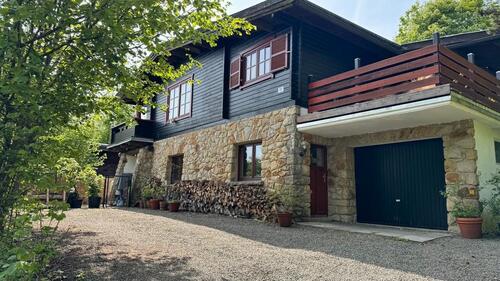 Foto - Charmantes Chalet am Waldrand - 379.000,00&nbsp;EUR Kaufpreis, ca.&nbsp; 152,00&nbsp;m&sup2;