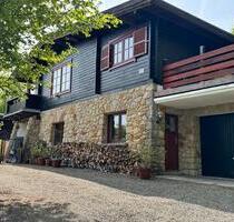 Charmantes Chalet am Waldrand - 399.000,00&nbsp;EUR Kaufpreis, ca.&nbsp; 152,00&nbsp;m&sup2; in Bad Lauterberg im Harz (PLZ: 37431)