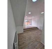 2 Raum Wohnung, neu saniert, Terrasse, zentrumsnah, Kamin - Mansfeld