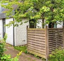 WG Zimmer 01.10. - 390,00&nbsp;EUR Kaltmiete, ca.&nbsp; 12,00&nbsp;m&sup2; in Oldenburg (PLZ: 26129) Bloherfelde