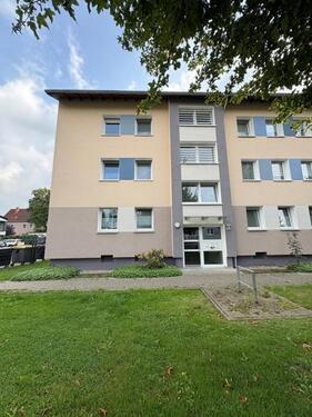 Foto - Schöne 2,5 Raum Wohnung mit Tageslichtbad & großem Sonnenbalkon!