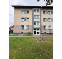 Schöne 2,5 Raum Wohnung mit Tageslichtbad & großem Sonnenbalkon! - Essen Stadtbezirk VI