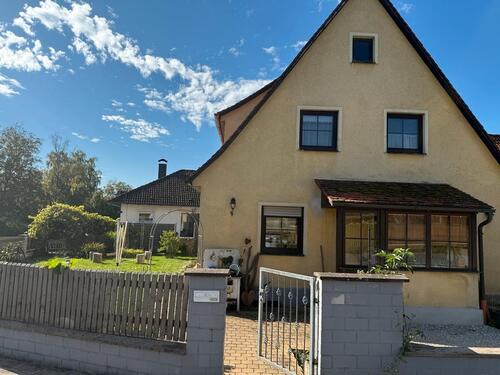 Foto - Einfamilienhaus - 350.000,00 EUR Kaufpreis,