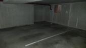 Foto - Tiefgaragenstellplatz für Auto und Motorrad