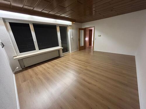 Foto - Ruhig&zentral - Modernisierte 3-Zi Hochparterrewohnung mit Balkon