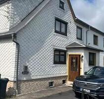 Doppelhaushälfte in 98744 Meuselbach - Schwarzatal