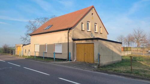 Foto - Charmantes Einfamilienhaus mit großem Grundstück