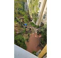 Freie Wohnunung, 42qm Moabit, Berlin. Hell Ruhig, Prov.frei !
