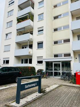 Foto - Top 2,5-ZKB-Wohnung mit Loggia, Aufzug, EBK, Garage, St. Johann