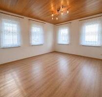 Große gepflegte 7-Zimmer-Wohnung im Herzen von Bad Urach - Waldenbuch
