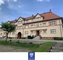 Gemütliche helle 3-Zimmerwohnung mit Wohnküche, Tageslichtbad und Gäste-WC! - Nossen