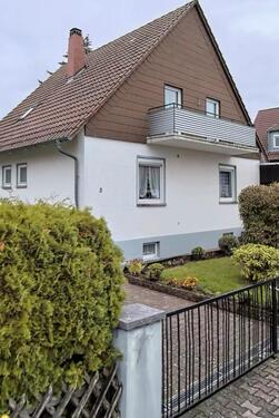 Foto - Sanierungsbedürftiges Einfamilienhaus in Sambach mit Grundstück