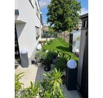 Moderne 4-Zimmer-Neubauwohnung mit Garten in Bergheim