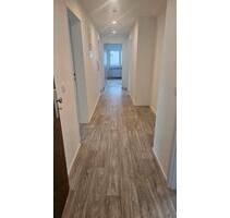 4 Zimmer Dachgeschoss Wohnung - 1.300,00&nbsp;EUR Kaltmiete, ca.&nbsp; 88,00&nbsp;m&sup2; in Rheinstetten (PLZ: 76287)