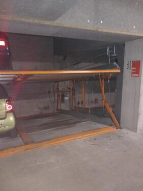 Foto - Tiefgaragen-Stellplatz Nähe S-Bahnstation Gleishammer