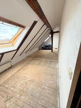 Foto - Helle 2 Zimmer Wohnung im Dachgeschoss in Bochum Riemke ab sofort