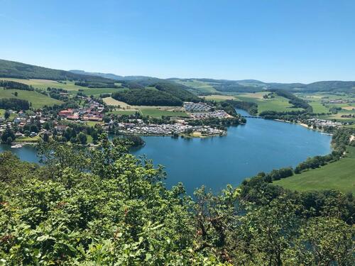 Foto - 20 Zimmer Einfamilienhaus zum Kaufen in Diemelsee