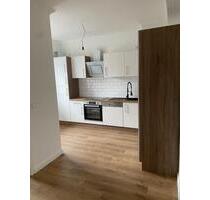 helle, sanierte 2-Zimmer-Wohnung in ruhiger Lage, zentrumsnah - Neumünster