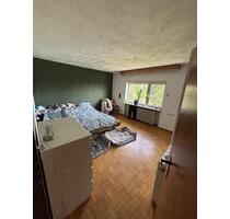 3 Zimmer Wohnung zu vermieten - 650,00&nbsp;EUR Kaltmiete, ca.&nbsp; 90,00&nbsp;m&sup2; in Saarbrücken (PLZ: 66126) West