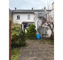 Reihen Einfamilienhaus mit Garten, Balkon in Oestrich - Oestrich-Winkel