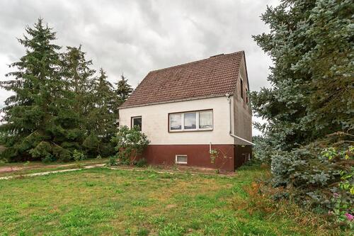 Foto - Großes Grundstück mit Einfamilienhaus