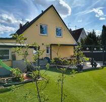 Exklusives EFH aus 2017 - stilvolles Wohnen am Feldrand - Egelsbach