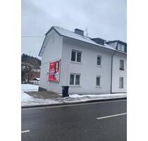 3 Zimmer, Küche, Bad Zentrale Lage Gartenmitbenutzung - Schleiden