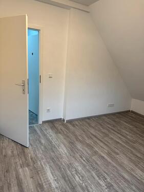 Foto - 4 Zimmer Dachgeschoßwohnung zur Miete in Sankt Augustin