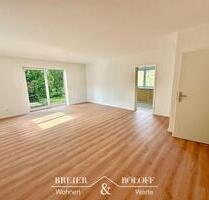 Renovierte Wohnung: 3 Zimmer-Küche-Bad mit Terrasse in Bergdorf - Bückeburg