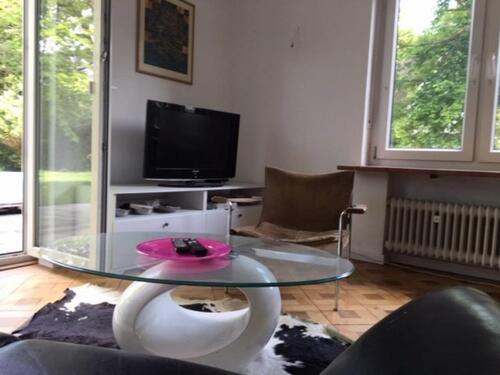 Foto - Schönes Zimmer in Villa mit Garten und Pool
