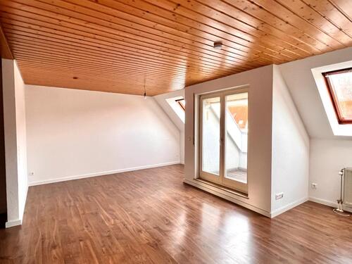 Foto - 3 Zimmer Maisonettenwohnung zur Miete in Neckartenzlingen